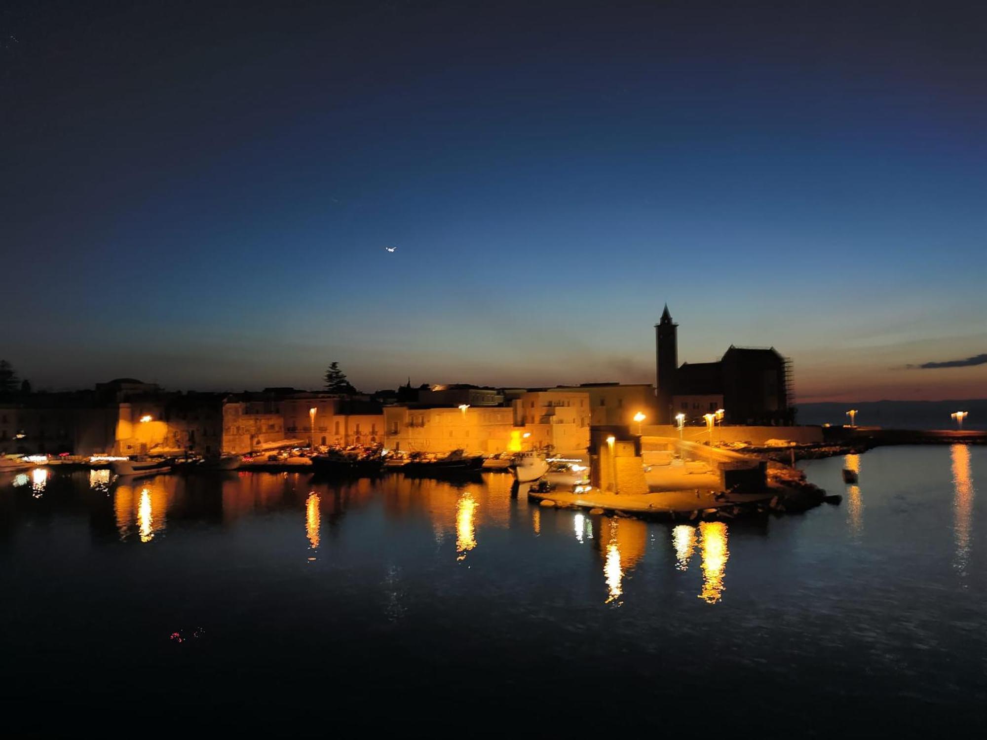 Terra Di Trani Hotel Exterior photo